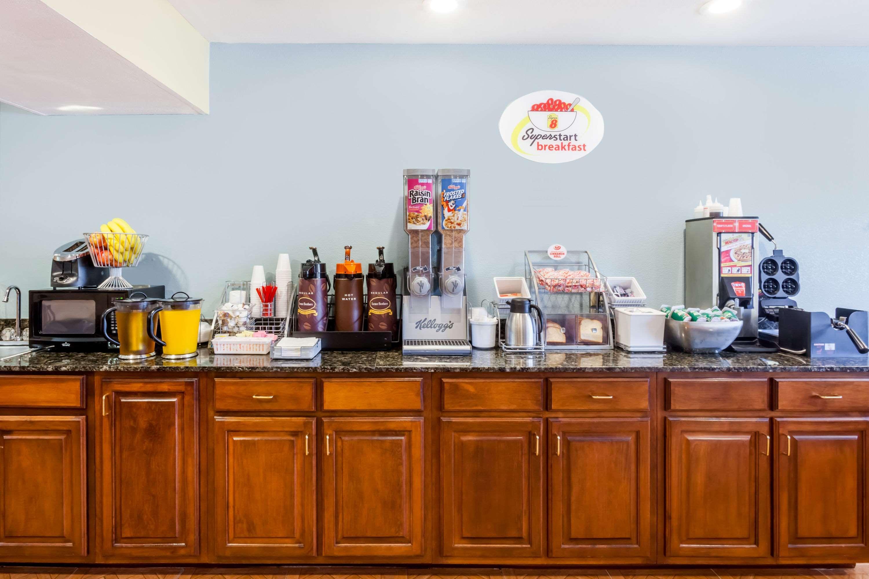 Super 8 By Wyndham Eddyville/Kuttawa Ngoại thất bức ảnh